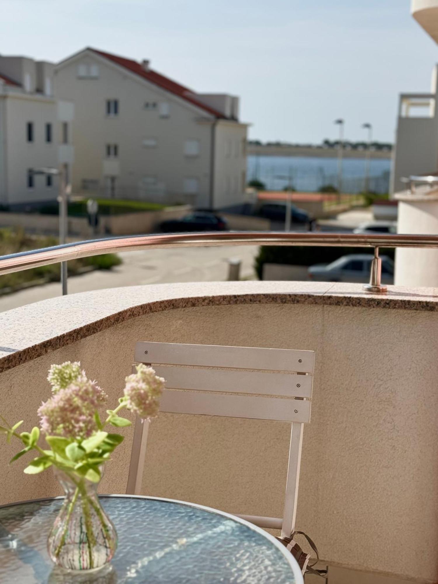 Apartment Roky Povljana Ngoại thất bức ảnh